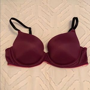VS PINK t-shirt bra